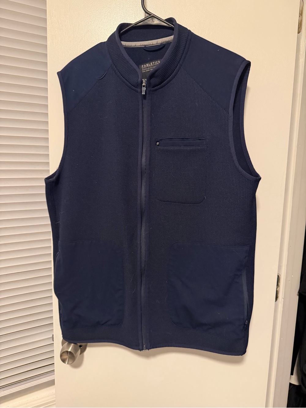 Fabletics Men's Navy Full-Zip Performance Vest